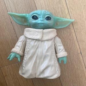 Star Wars- Disney- Grogu-The Mandalorian -the Child Figurine